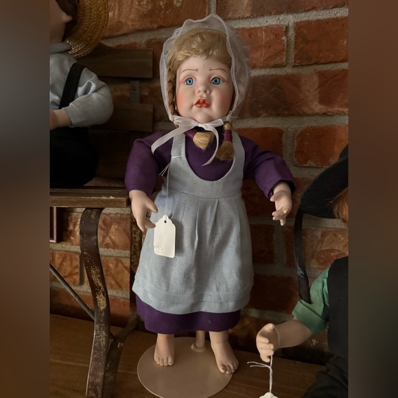 ❤️ 1990 Amish Blessings Porcelain Rebecca
Doll Julie Good Kruger Edwin M Knowles - Picture 15 of 16
